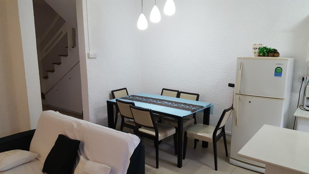 Villa In Le Tamier, 4 Bedrooms, 300M Flic En Flac Beach Exterior photo